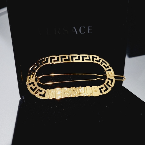 Versace gold greca oval hair clip main image 7